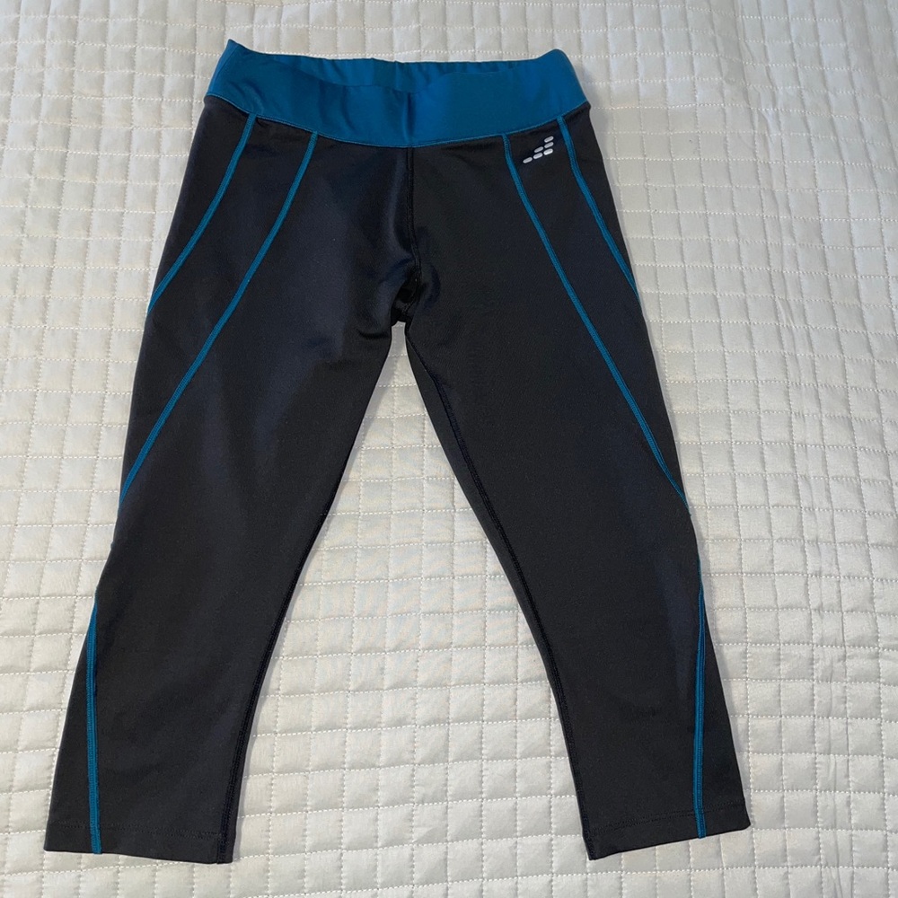 Bcg dark grey cropped leggings